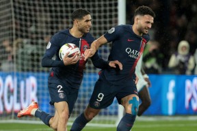 南宫28包含欧篮联冲刺阶段再迎强敌，巴黎圣日耳曼战术微调，主帅态度——态度坚定，高层口径保持一致的词条