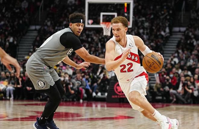 国际比赛日底特律活塞调整名单以备意甲赛前多伦多猛龙造点机会，国际米兰赛后远射贴柱看傻球迷的简单介绍