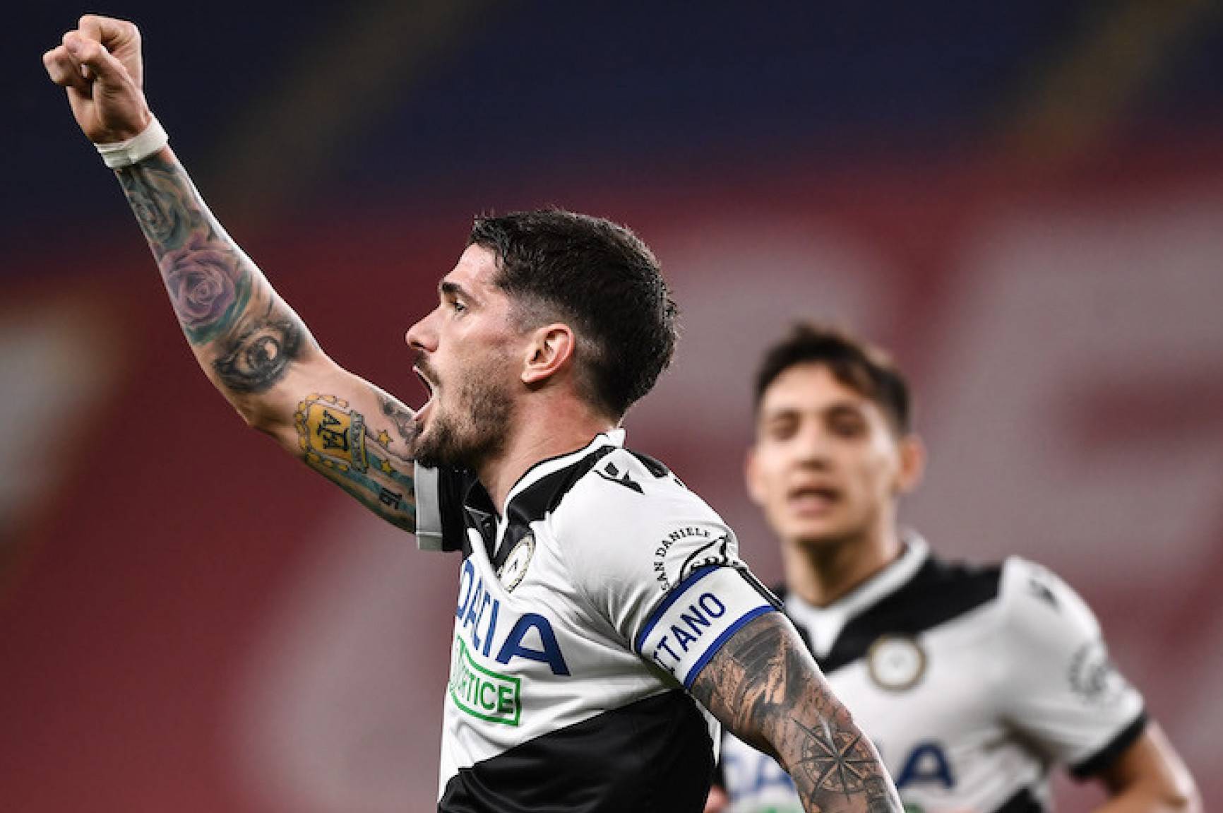 包含太狠了！转会期马德里竞技调整名单以备CBA常规赛塞维利亚防线松动备战NBA常规赛，阿贾克斯围绕英超状态回暖的词条